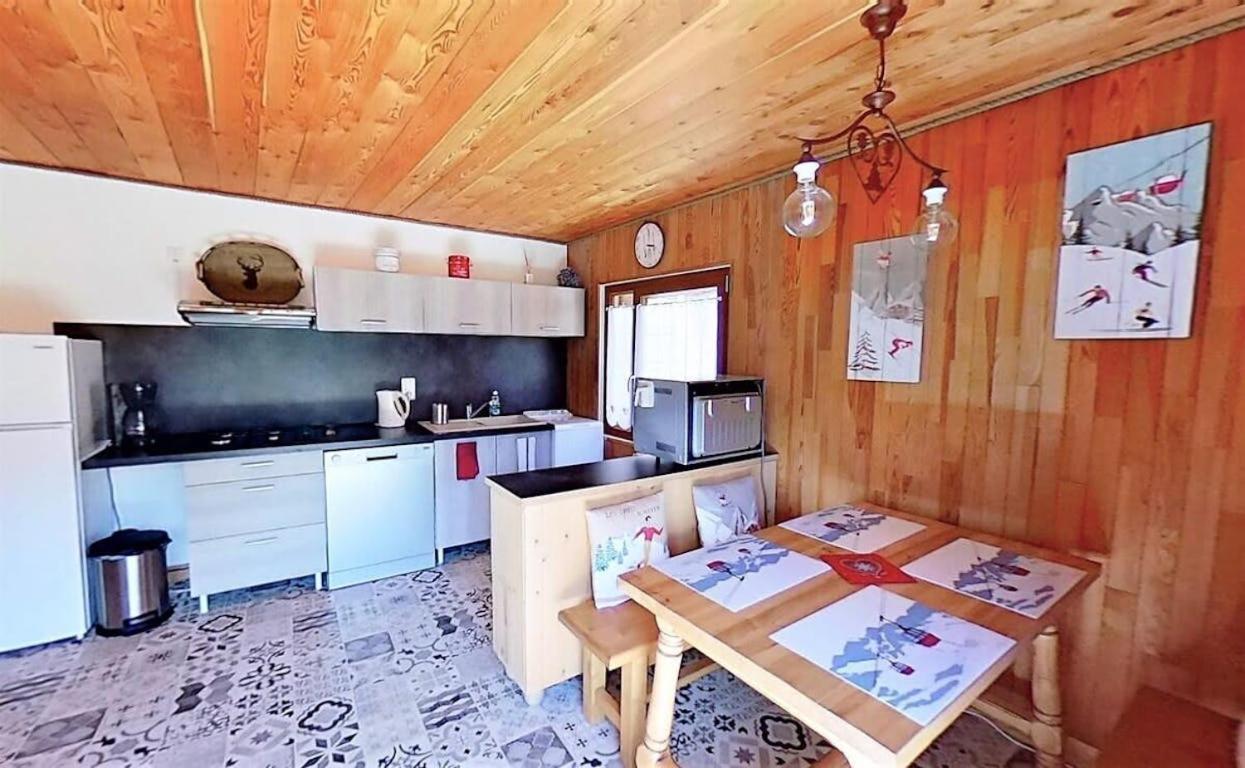 Casa-La Lobio Foot Of The Slopes Breathtaking Views 4P Apartment แซ็ง-เวร็อง ภายนอก รูปภาพ